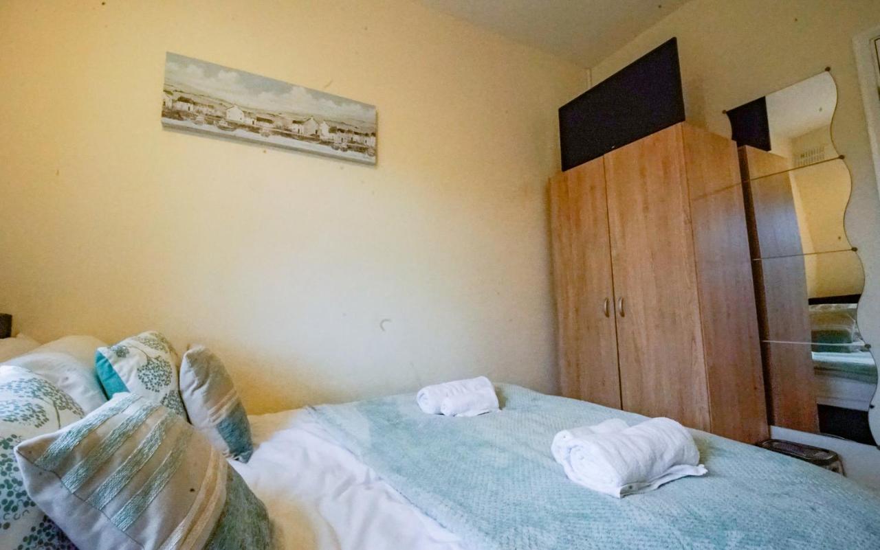 West Lea House Hotel Честърфилд Екстериор снимка