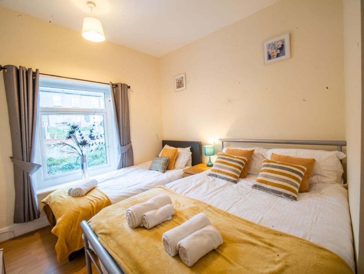 West Lea House Hotel Честърфилд Екстериор снимка